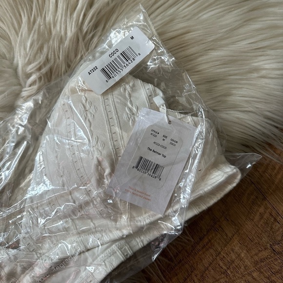 ANDIE The Belmar Top In Coco - Picture 4 of 4